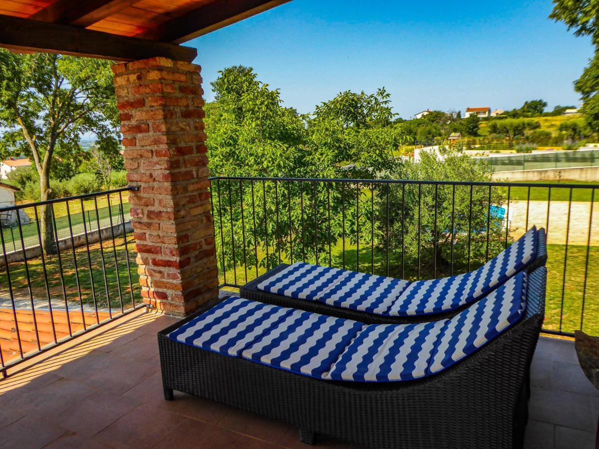 Casa Istriana Nona Pina Villa Kaštelir Kültér fotó